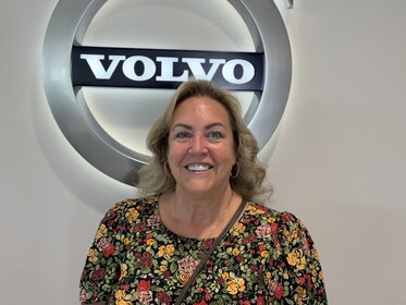 Staff member Caroline James-Palmore from ID_d5319f