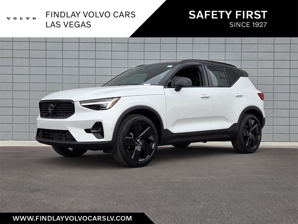 2026 Volvo XC40 Ultra Black Edition's photo