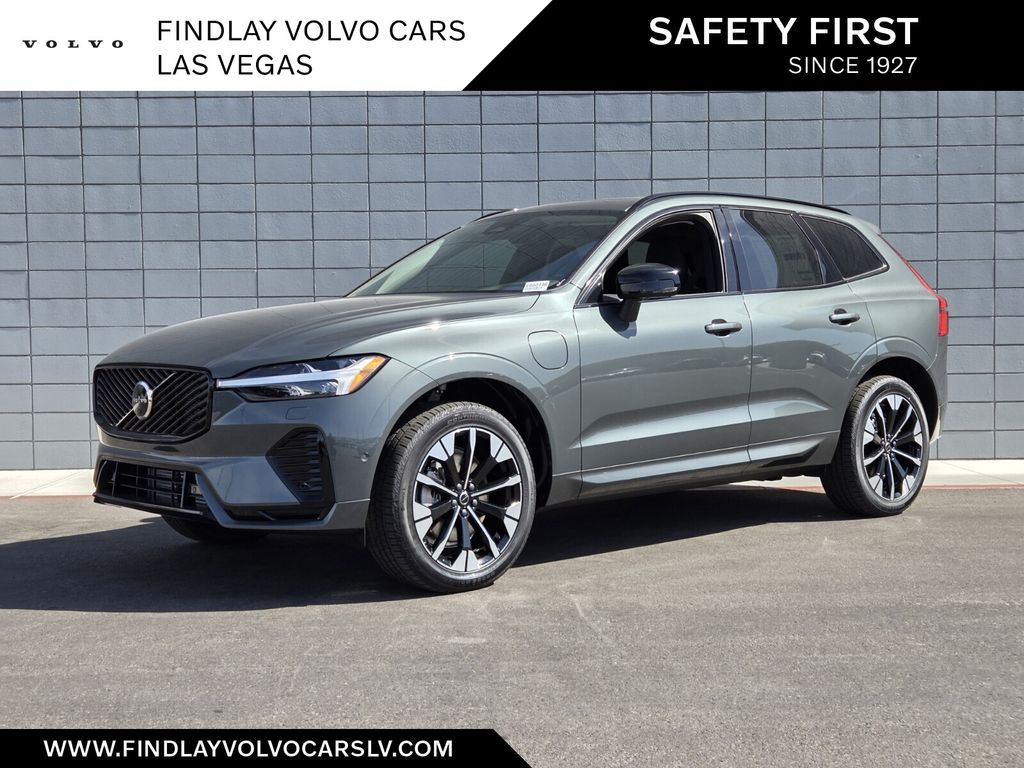 2026 Volvo XC60 T8 Plus Dark AWD's photo