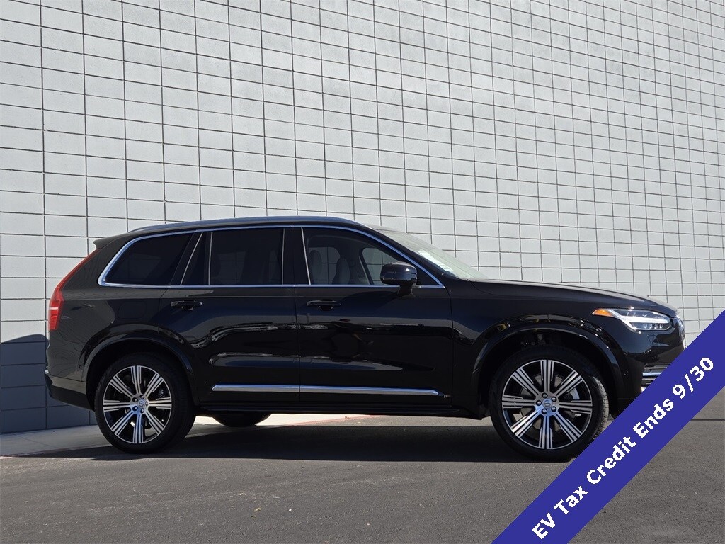 2025 Volvo XC90 T8 Plus photo 4