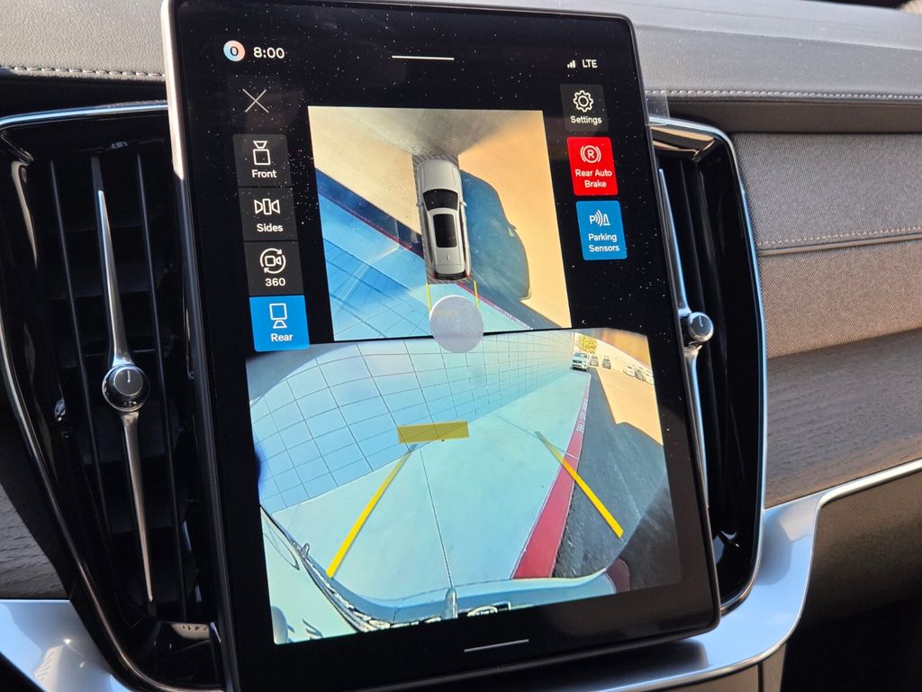 2026 Volvo XC90 Plus - Photo 29