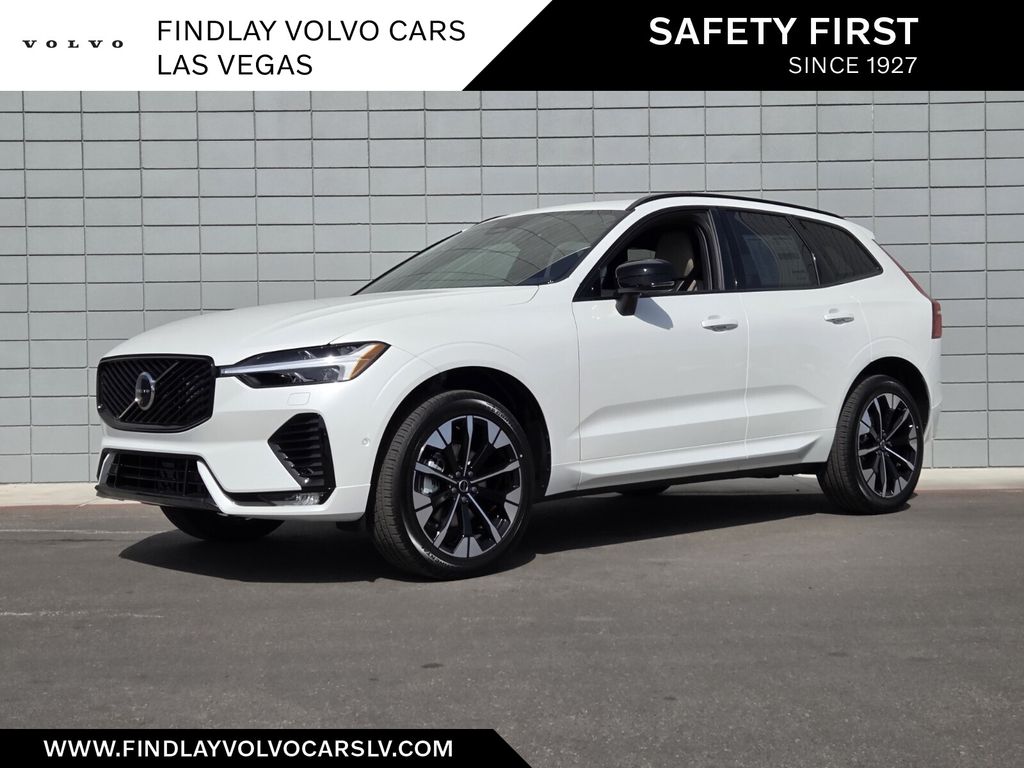 2026 Volvo XC60 B5 Plus Dark AWD's photo
