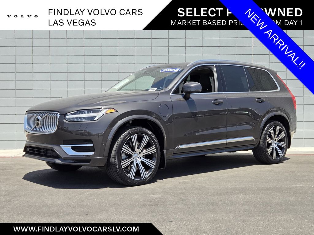 2024 Volvo XC90 T8 Recharge Ultimate Bright Theme 4WD's photo