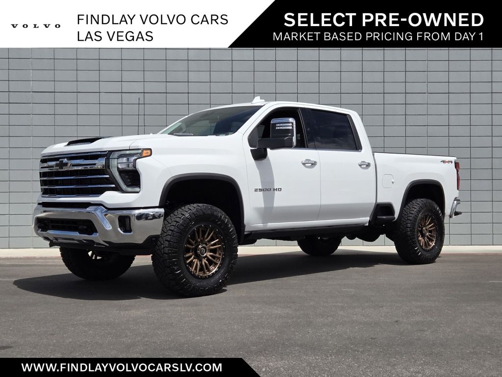 2025 Chevrolet Silverado HD LTZ 4WD Crew Cab Standard Box's photo