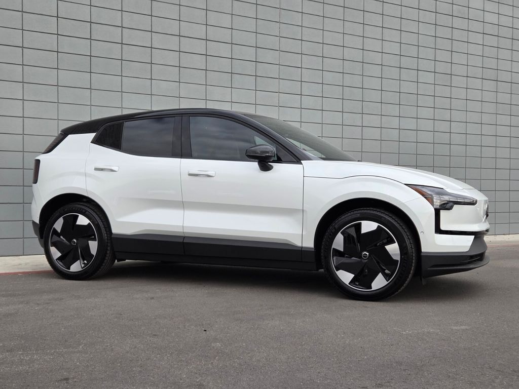 New 2026 Volvo EX30 Twin Motor Ultra SUV