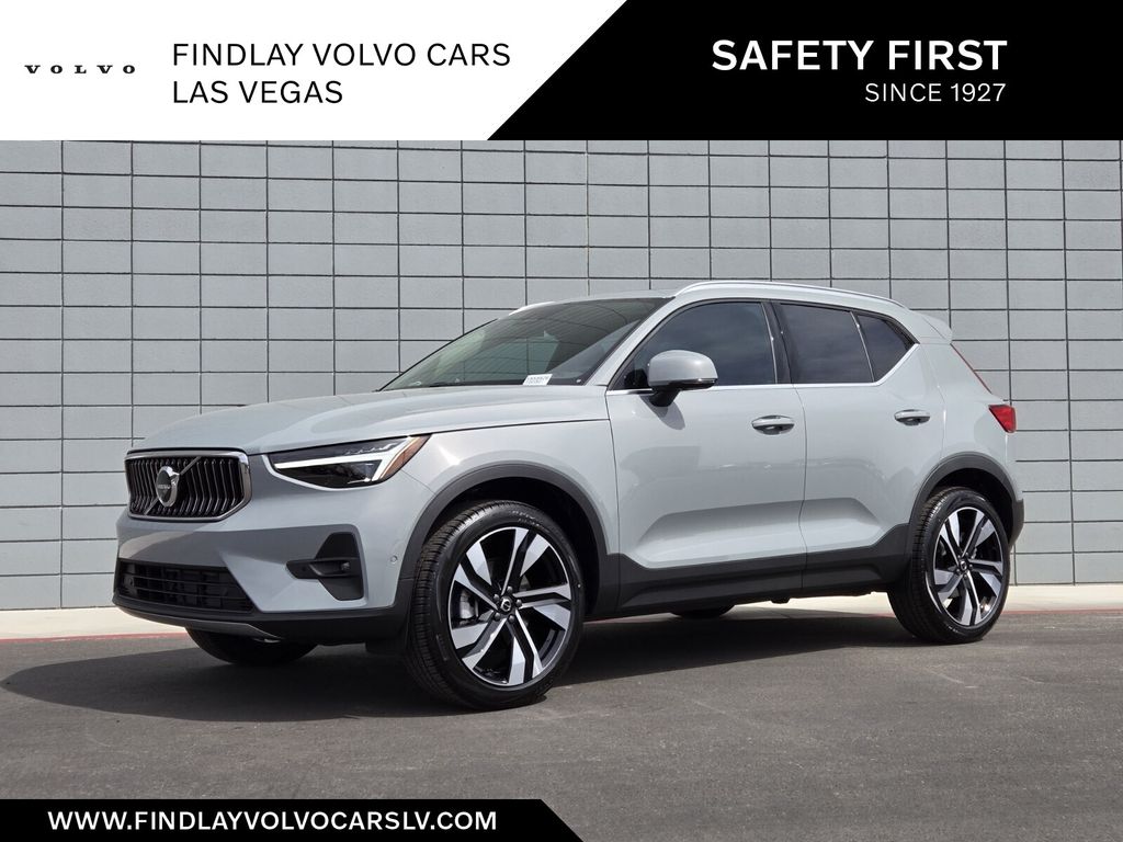2025 Volvo XC40 Ultra's photo