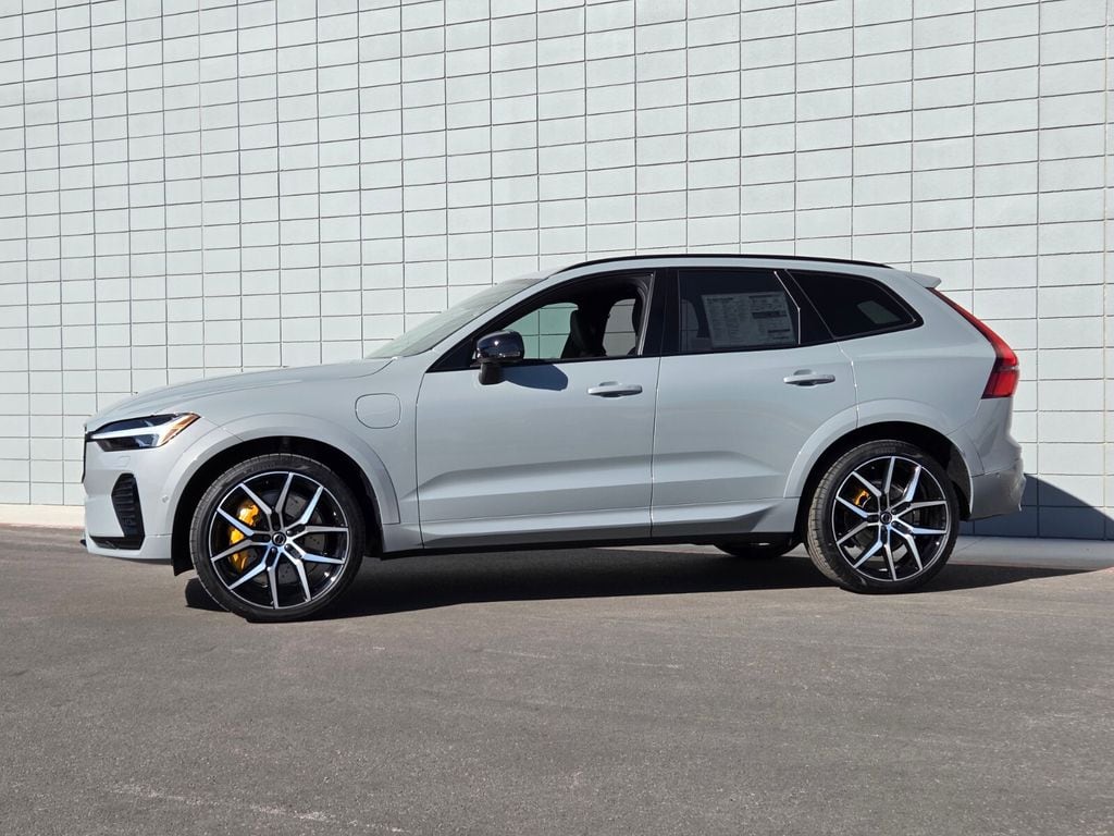 New 2026 Volvo XC60 plug-in hybrid T8 Polestar Engineered SUV