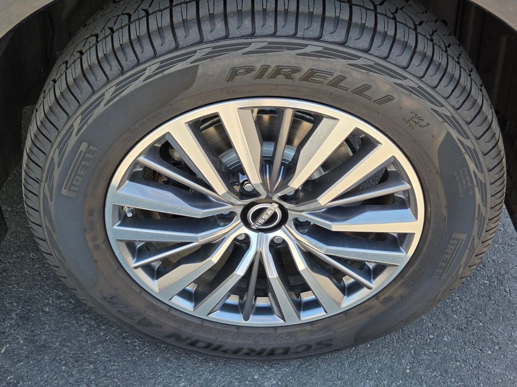 2022 Nissan Armada SL - Photo 9