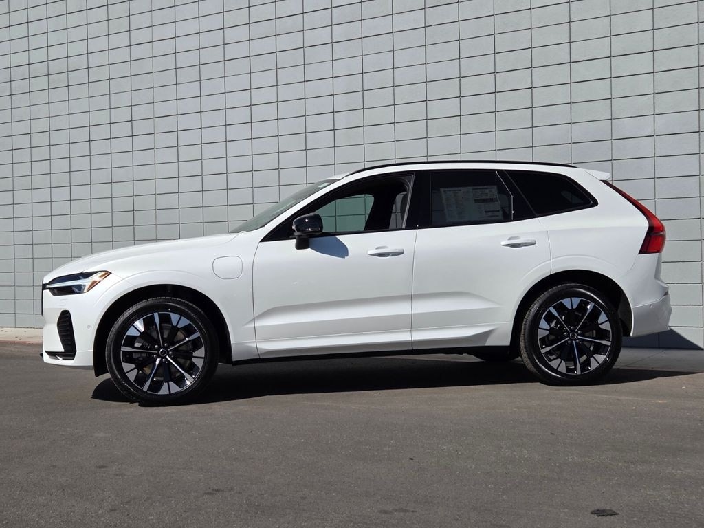 New 2026 Volvo XC60 plug-in hybrid T8 Plus SUV