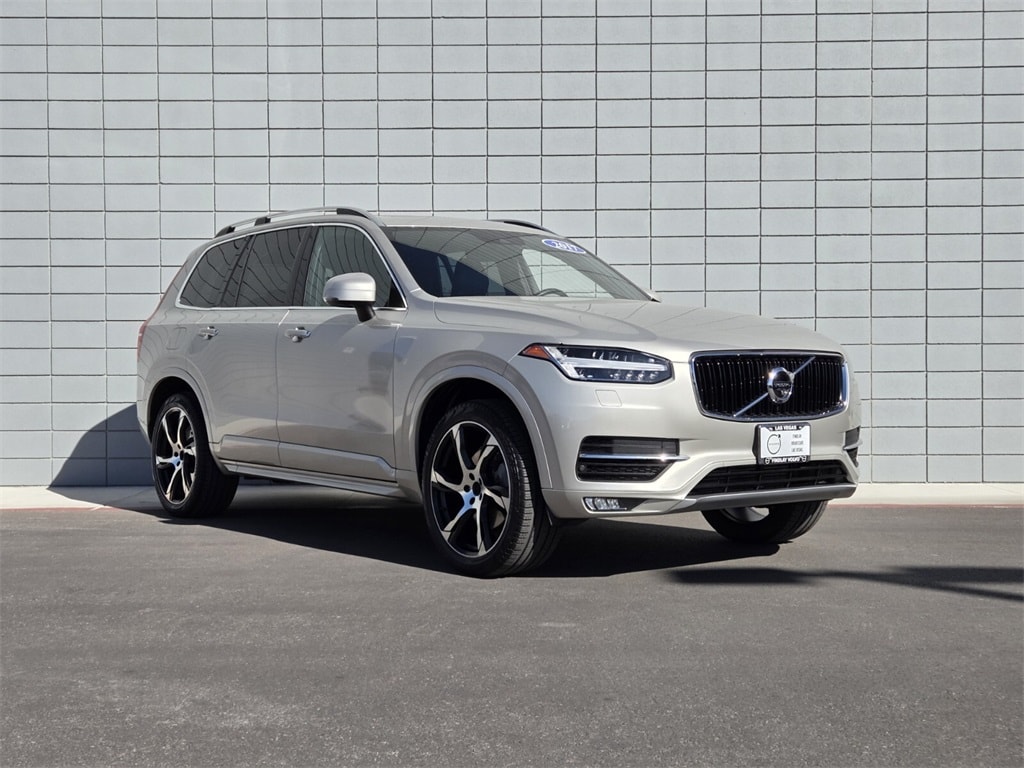 Used 2017 Volvo XC90 T5 FWD Momentum SUV