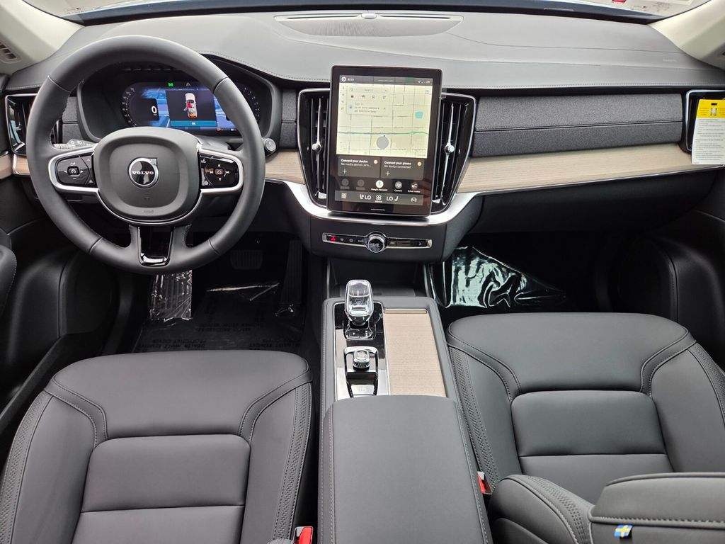 2026 Volvo XC90 Plus - Photo 20