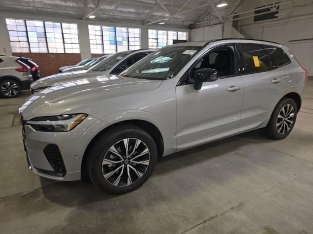 Used 2025 Volvo XC60 B5 Plus SUV