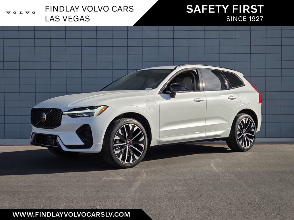 2026 Volvo XC60 T8 Ultra Dark AWD's photo