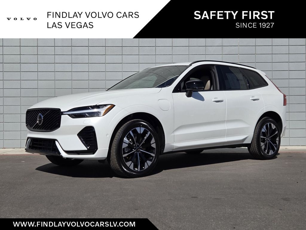 New 2026 Volvo XC60 plug-in hybrid T8 Plus SUV