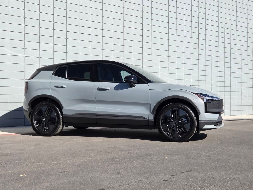 2026 Volvo EX30 Ultra - Photo 4