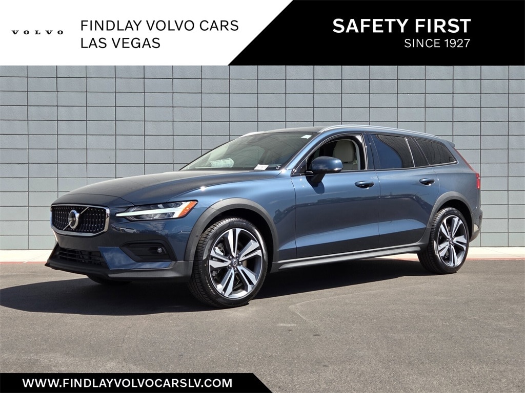 2026 Volvo V60 Cross Country Wagon 