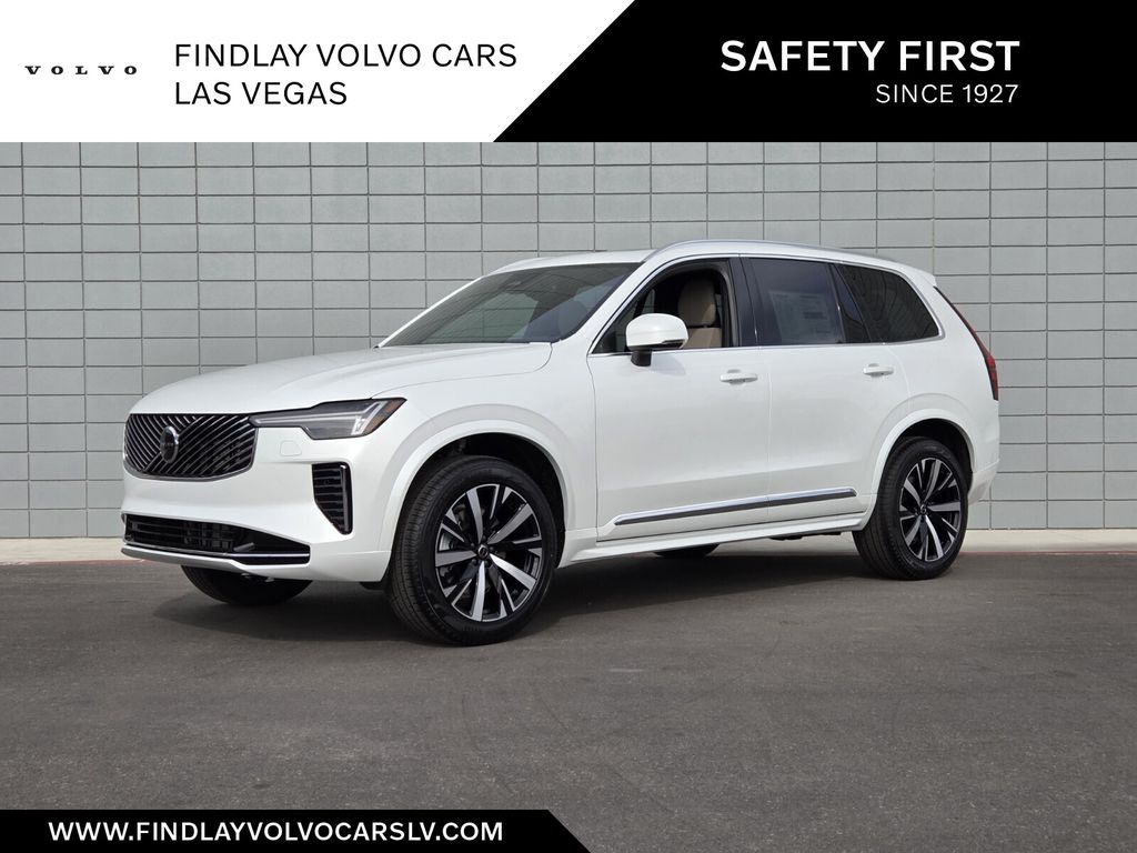 2026 Volvo XC90 Core's photo