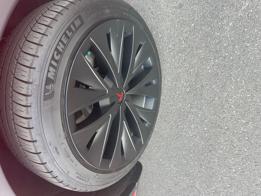 Used 2022 Tesla Model Y Long Range with VIN 7SAYGDEE8NF574819 for sale in Las Vegas, NV