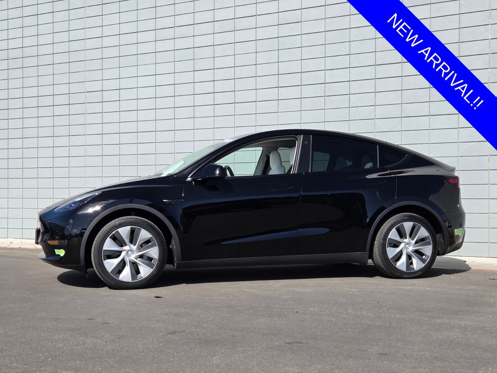 Used 2023 Tesla Model Y Long Range with VIN 7SAYGDEE0PF632246 for sale in Las Vegas, NV