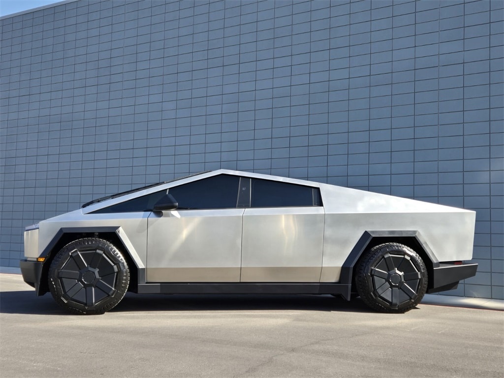 Used 2024 Tesla Cybertruck Cyberbeast with VIN 7G2CEHEE9RA048333 for sale in Las Vegas, NV