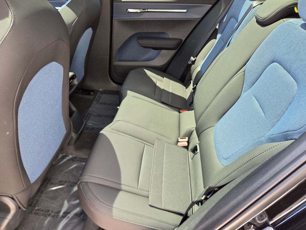 2026 Volvo EX30 Ultra - Photo 15