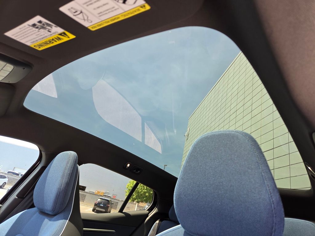2026 Volvo EX30 Ultra - Photo 14