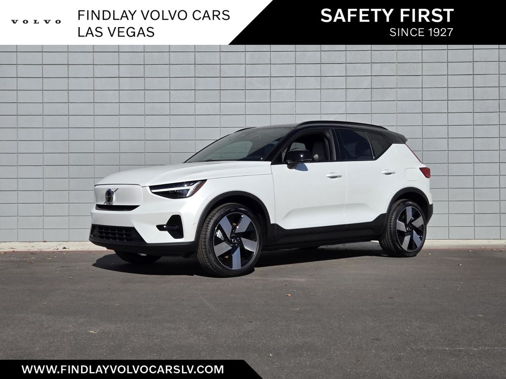 2026 Volvo EX40 Single Motor Extended Range Plus's photo