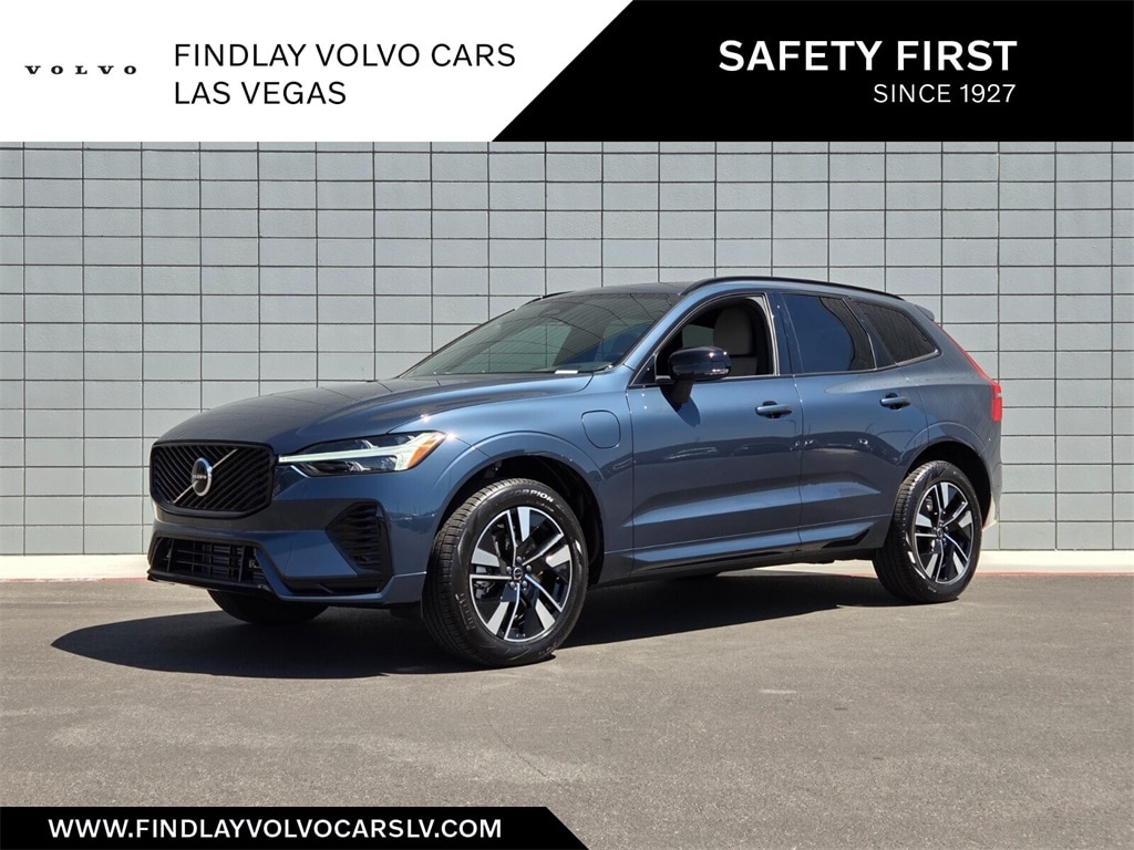 2026 Volvo XC60 plug-in hybrid SUV 