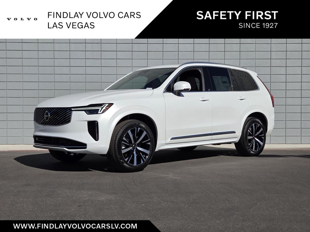 2026 Volvo XC90 Core's photo