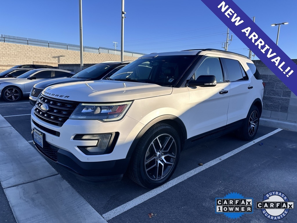 2016 Ford Explorer Sport's photo