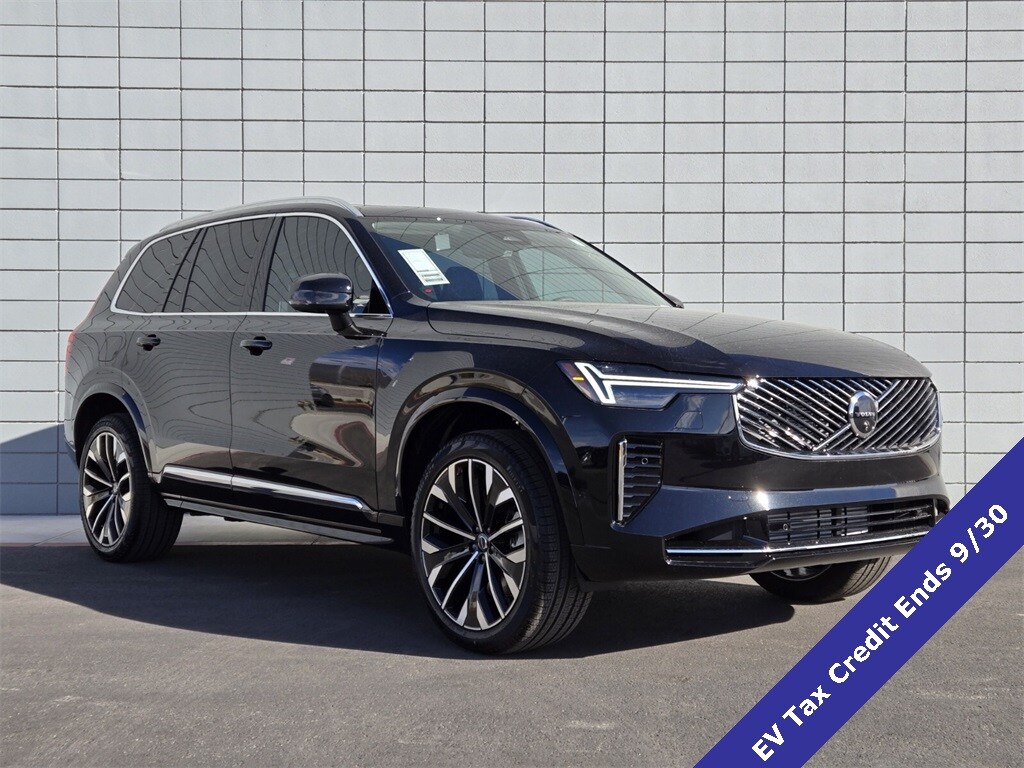 2025 Volvo XC90 T8 Plus photo 3