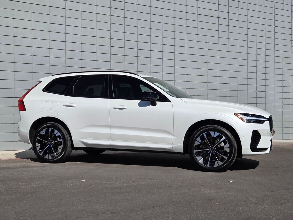 New 2026 Volvo XC60 plug-in hybrid T8 Plus SUV