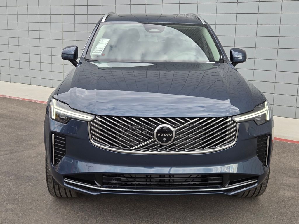 2026 Volvo XC90 Plus - Photo 8