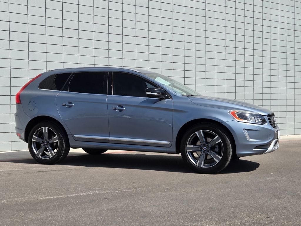 Used 2017 Volvo XC60 T6 AWD Dynamic SUV