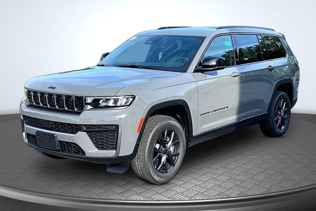 New 2027 Jeep Grand Cherokee L 3 Row LAREDO 4X4 Sport Utility