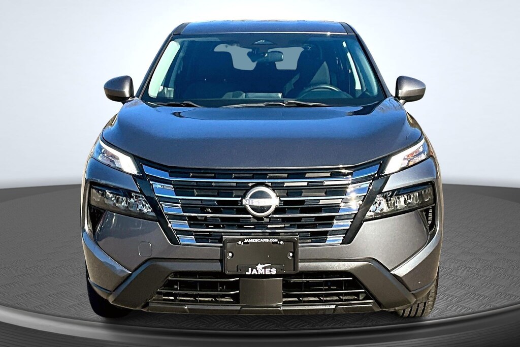 Used 2024 Nissan Rogue SV SUV