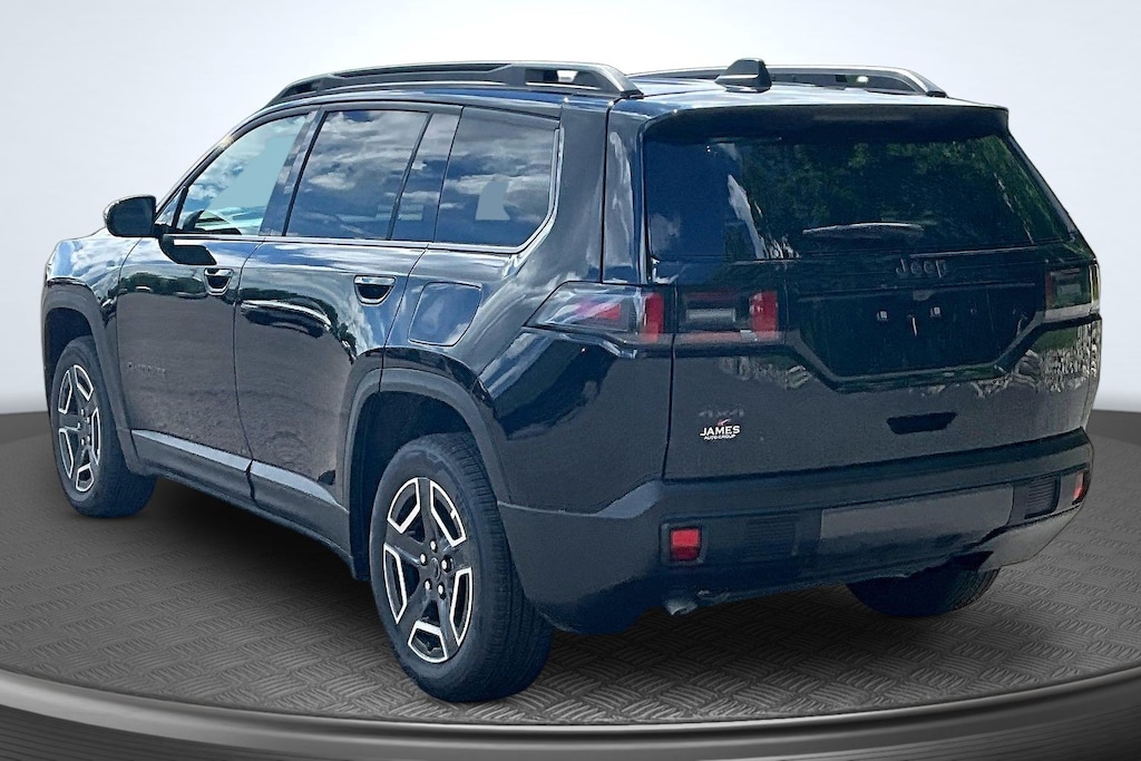 New 2026 Jeep Cherokee LAREDO 4X4 Sport Utility