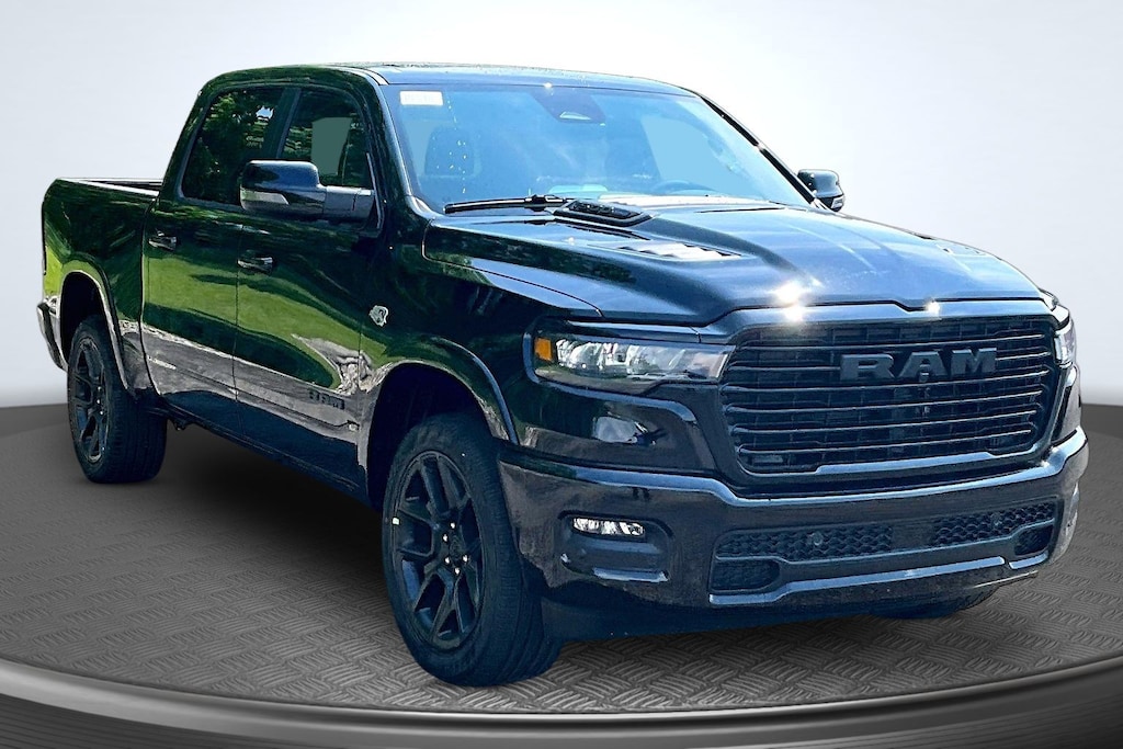 New 2026 Ram 1500 LARAMIE CREW CAB 4X4 5'7 BOX Pickup