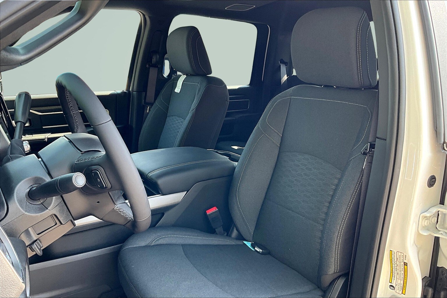 2026 RAM 2500 Big Horn - Photo 9