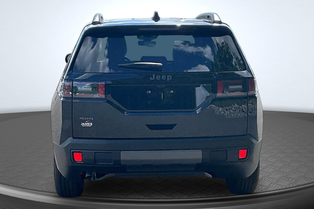 New 2026 Jeep Cherokee LAREDO 4X4 Sport Utility