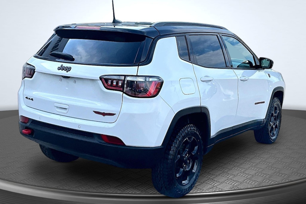 Used 2024 Jeep Compass Trailhawk SUV