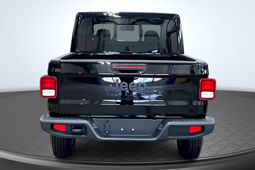 New 2026 Jeep Gladiator SPORT S 4X4 Pickup