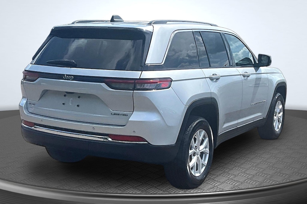 Used 2023 Jeep Grand Cherokee Limited SUV