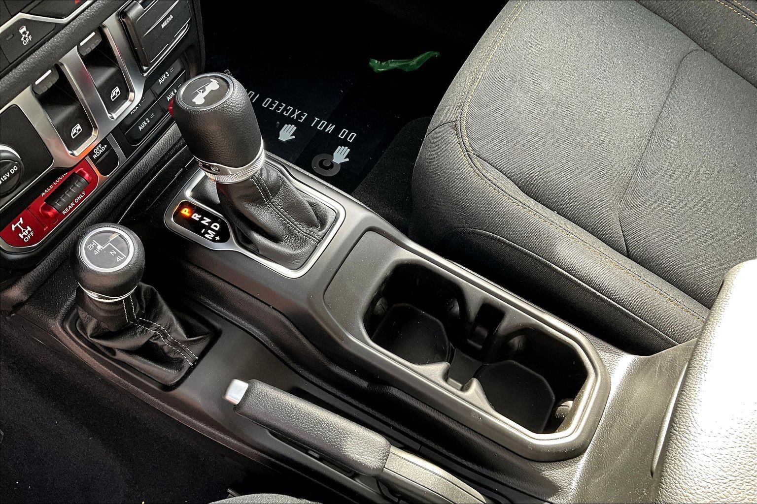 2026 Jeep Wrangler 2-Door Willys - Photo 8