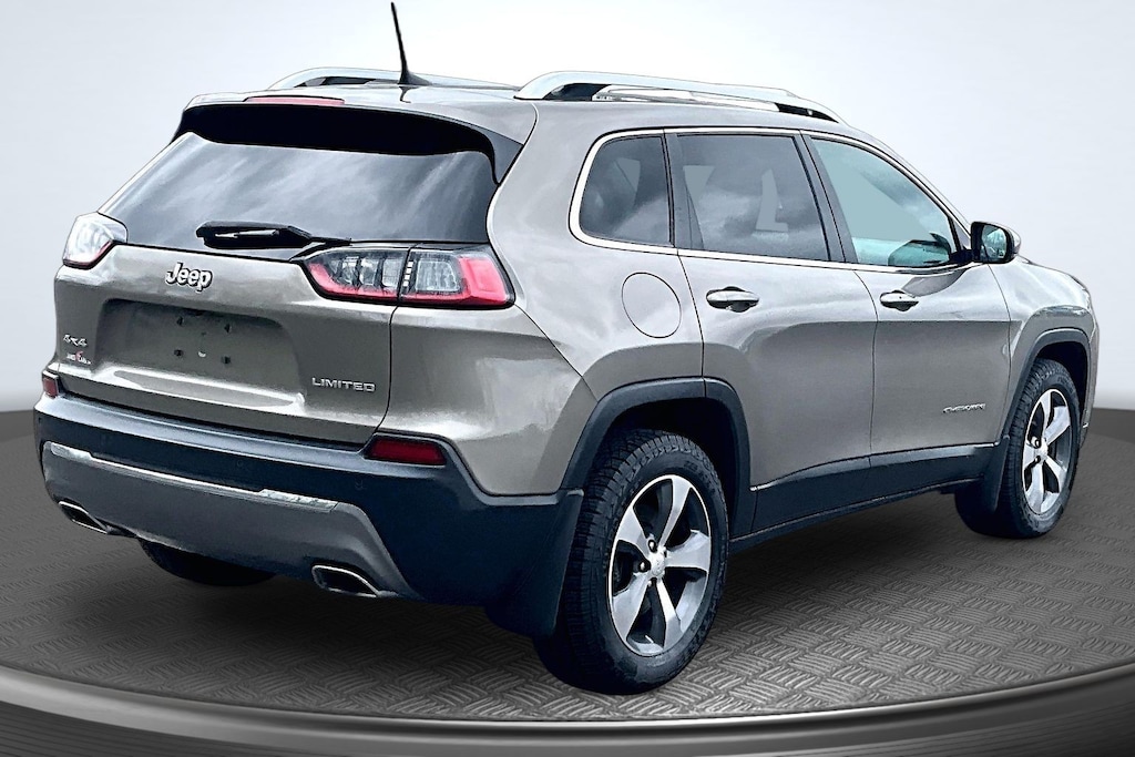 Used 2019 Jeep Cherokee Limited 4x4 SUV