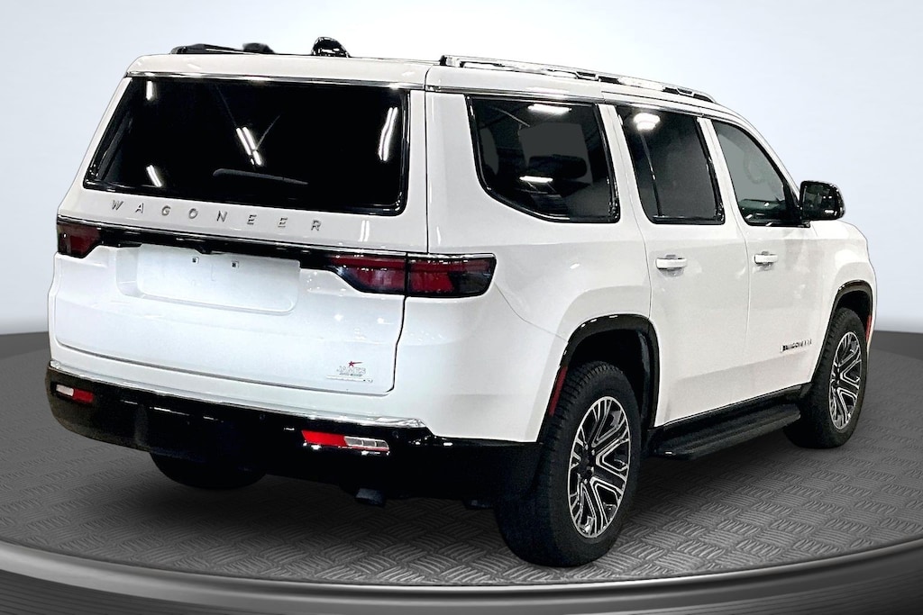 Used 2024 Jeep Wagoneer Series II SUV