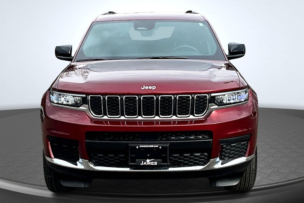 Used 2024 Jeep Grand Cherokee L Laredo SUV