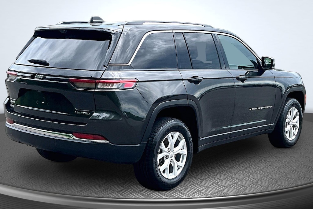 Used 2023 Jeep Grand Cherokee Limited SUV
