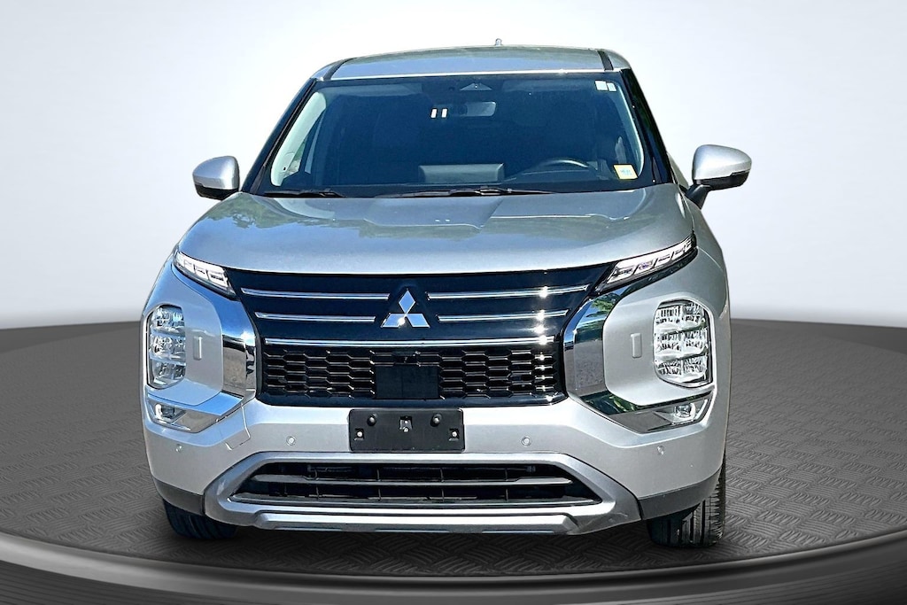 Used 2025 Mitsubishi Outlander SUV