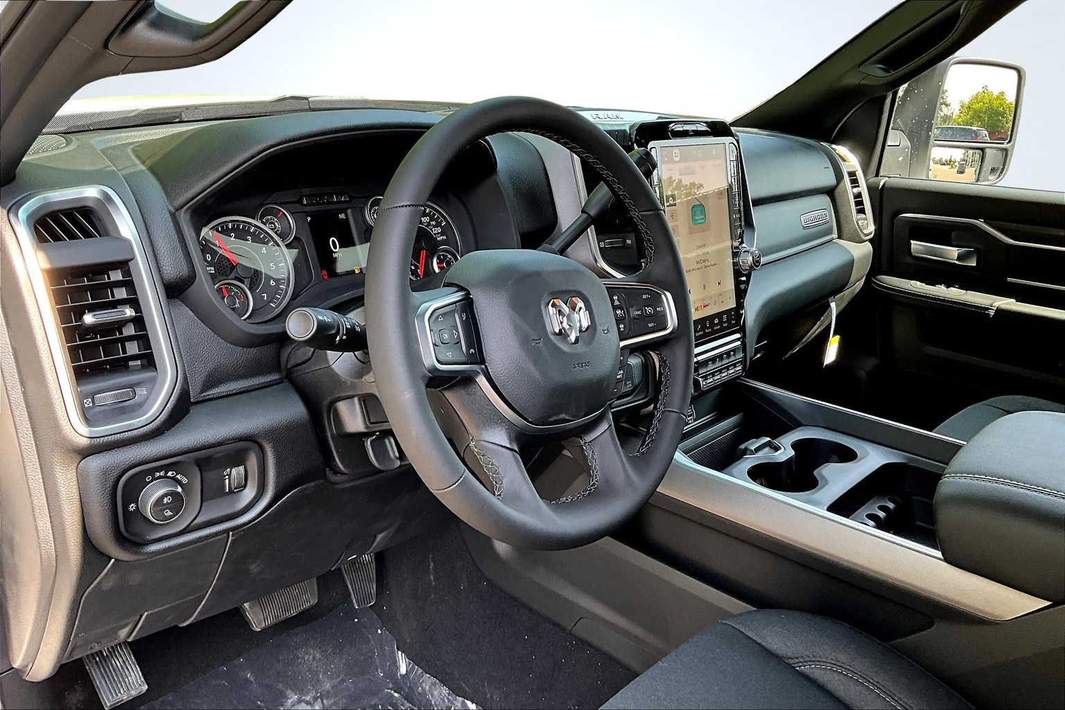 2026 RAM 2500 Big Horn - Photo 6